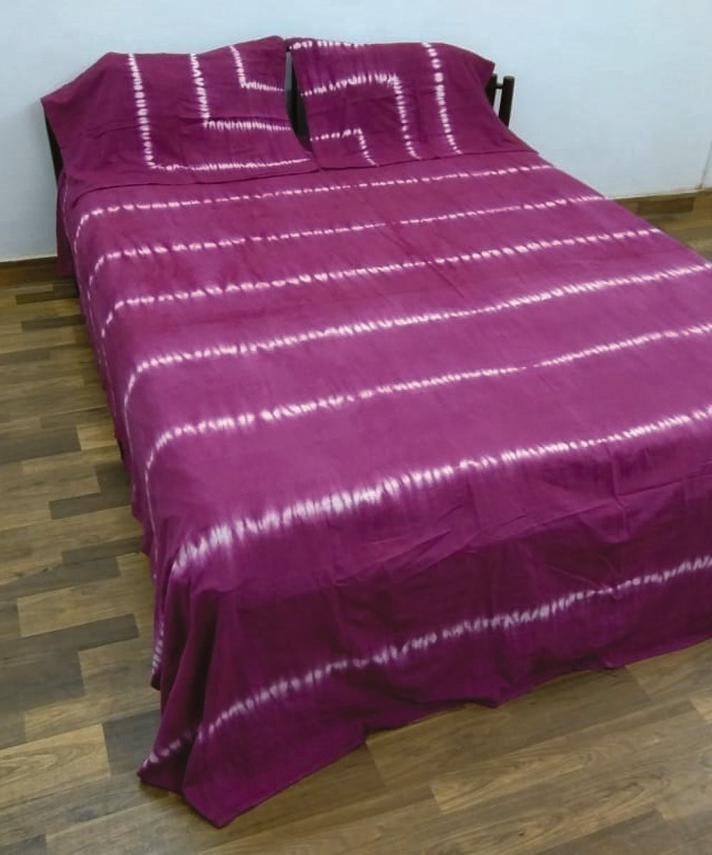 Dark pink handcrafted tie dye cotton double bedsheet