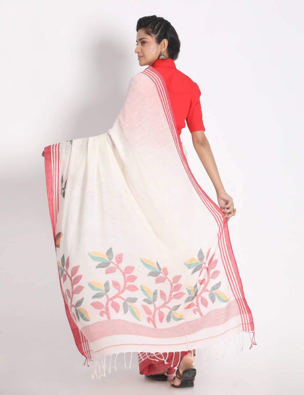 White handspun handwoven cotton saree