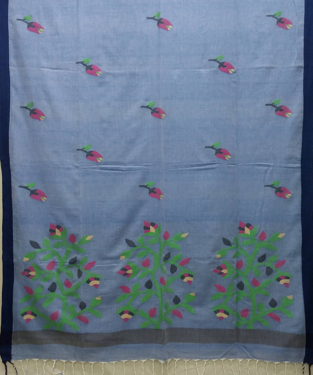Handwoven bengal jamdani cotton light grey saree
