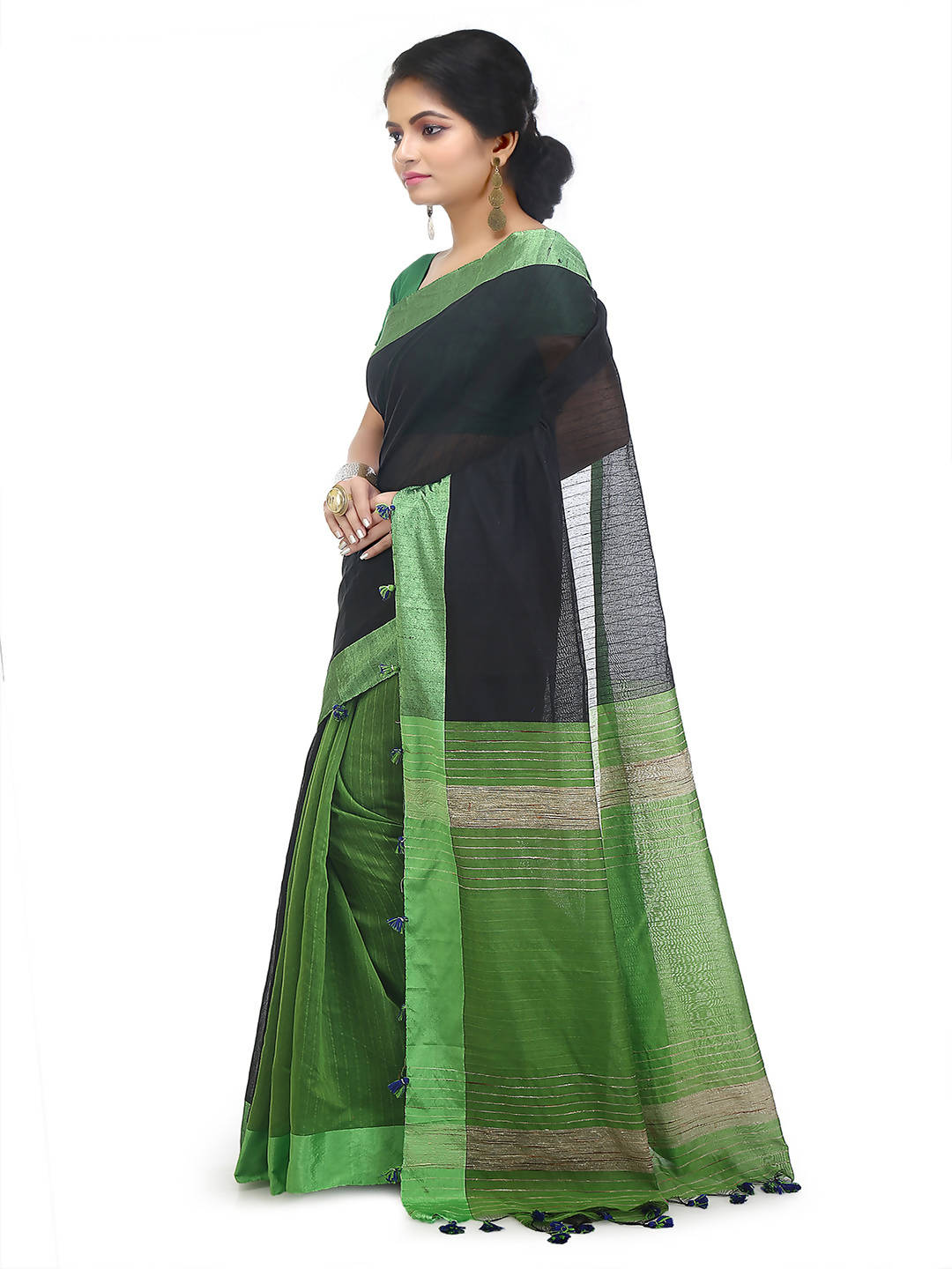 Black green bengal handloom cotton blend saree
