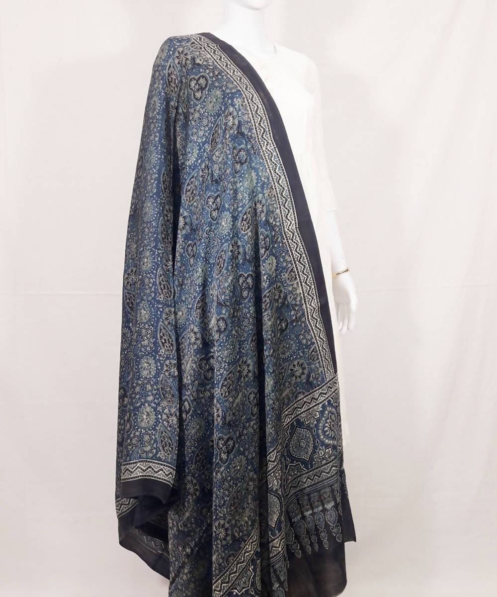Offwhite blue cotton kurti with modal ajrakh printed dupatta set
