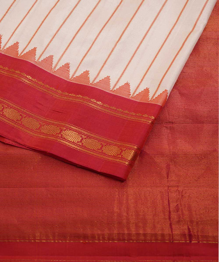 White red handloom gadwal silk saree
