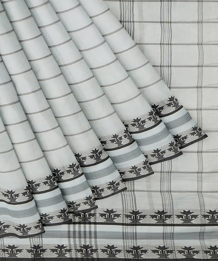 Tantuja grey handwoven shantipuri cotton sari