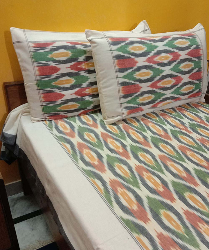 White multicolor handwoven cotton pochampally ikay bedsheet