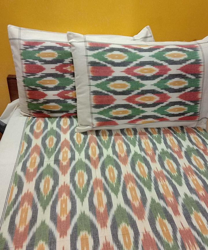 White multicolor handwoven cotton pochampally ikay bedsheet