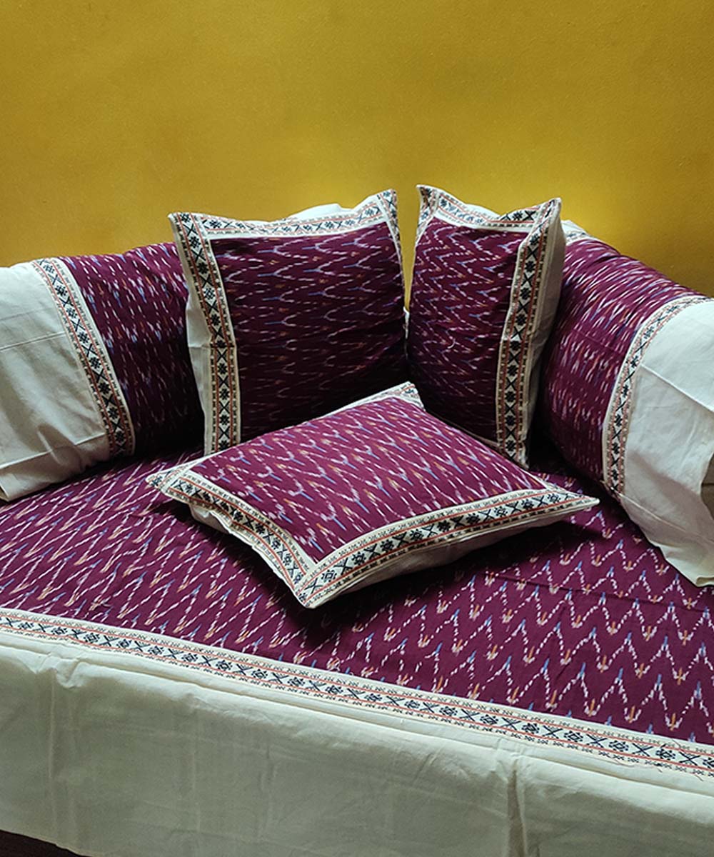 Maroon handwoven pochampally ikat cotton diwan set