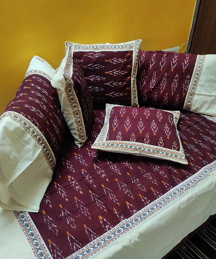 Maroon handwoven pochampally ikat cotton diwan set