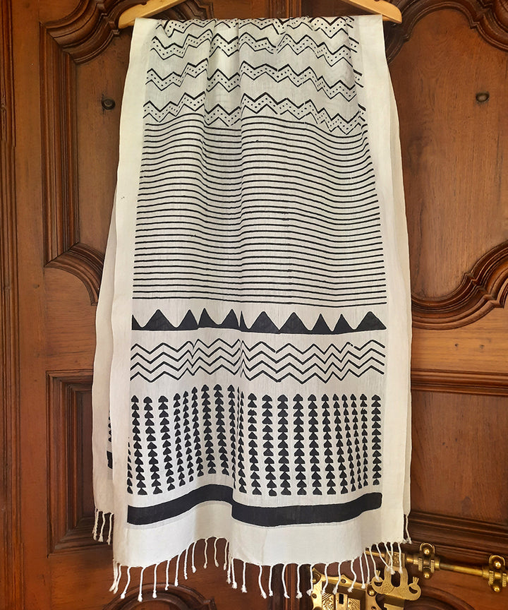 White black triangular striped handblock print cotton silk stole