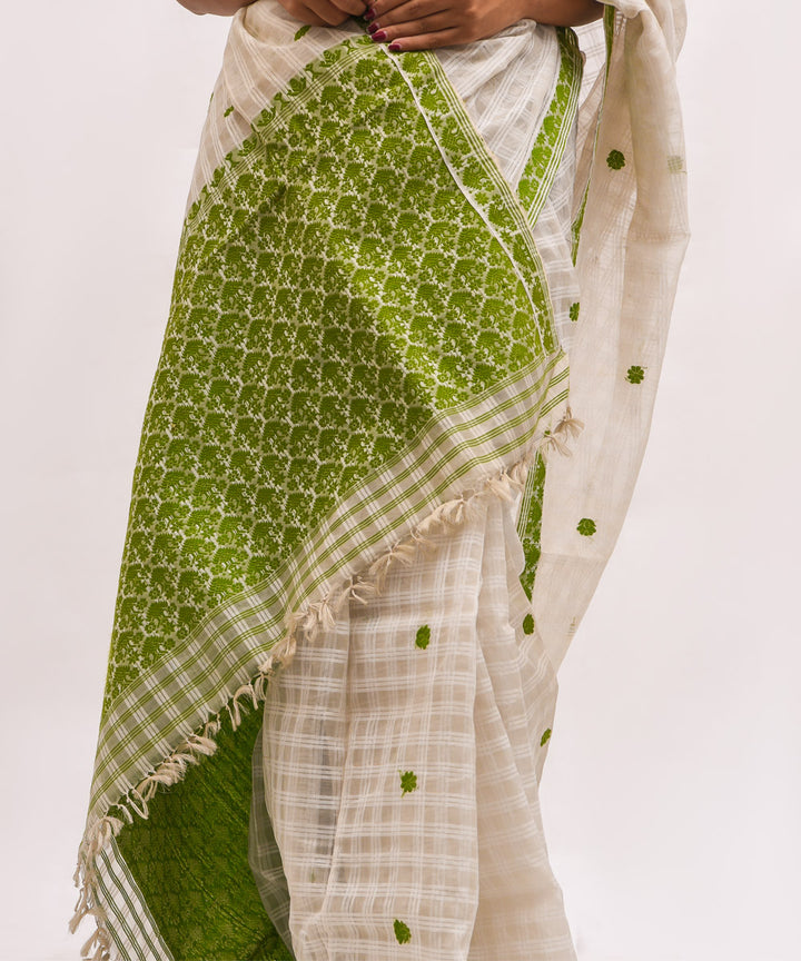 White mehendi silk handwoven assam saree