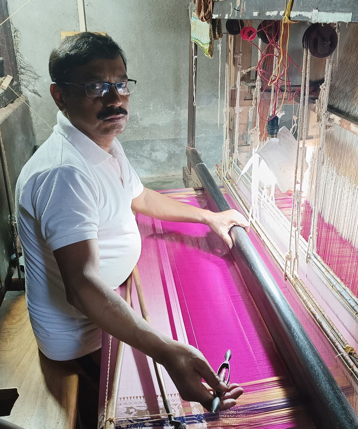 Magenta pink handwoven silk swarnachari baluchari saree
