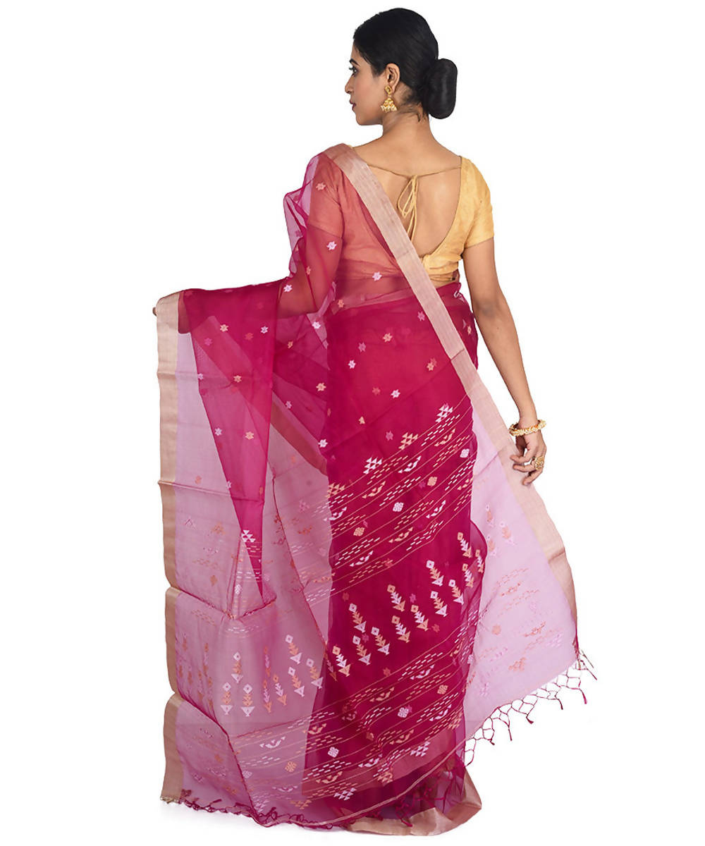 Magenta pink bengal handloom mulberry silk jamdani saree