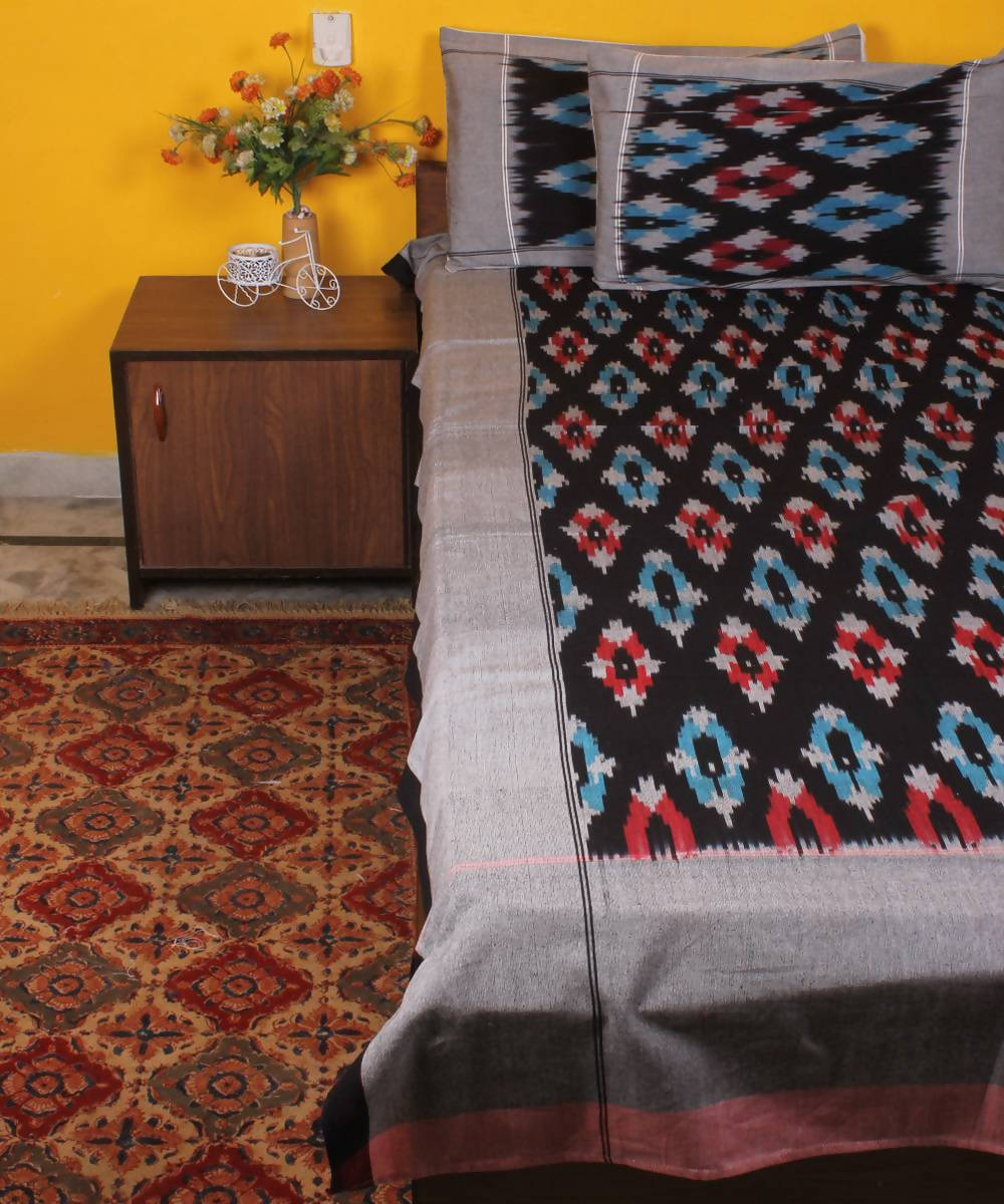 Handloom Ikkat Cotton Bedsheet In Multicolors