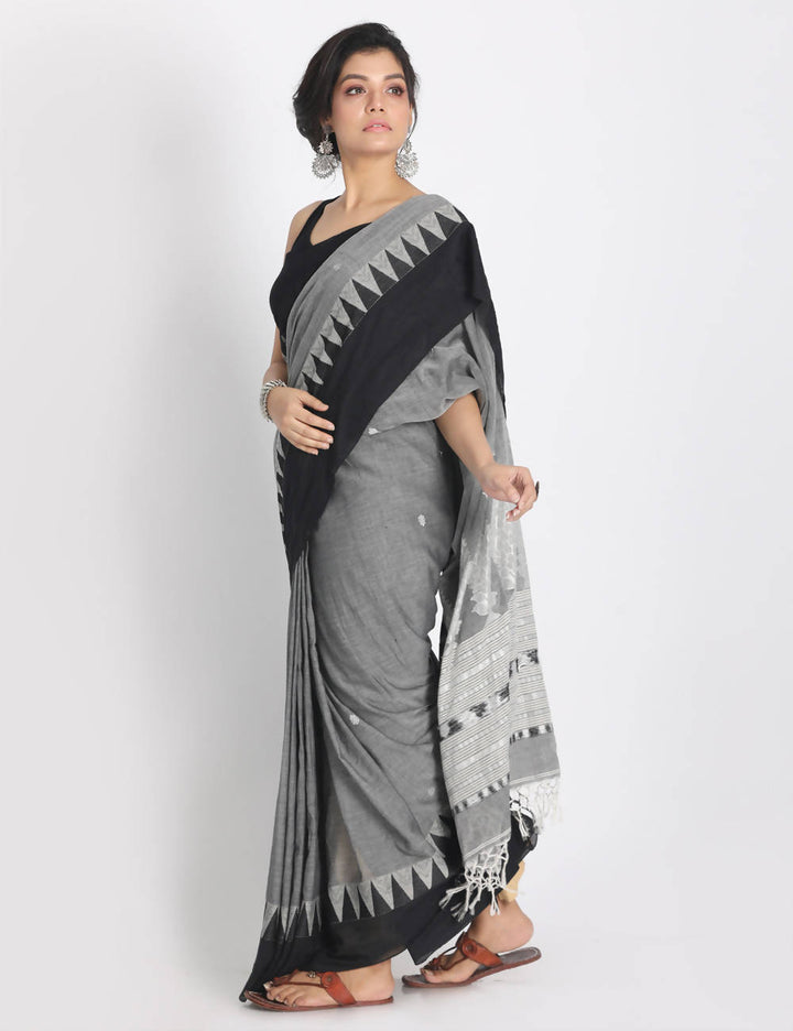 Grey black handspun handwoven cotton saree