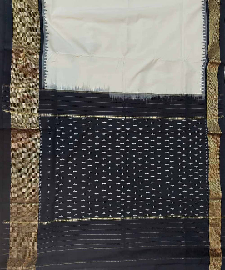 Mist white handwoven cotton ikat pochampally saree