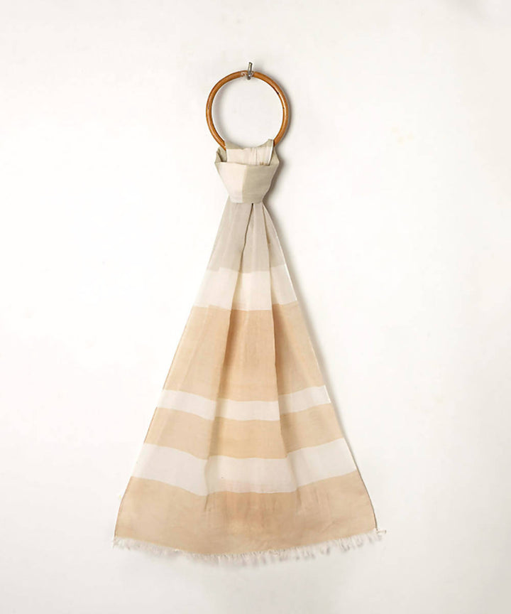 Cream white handwoven fulia cotton multicolour checks stole