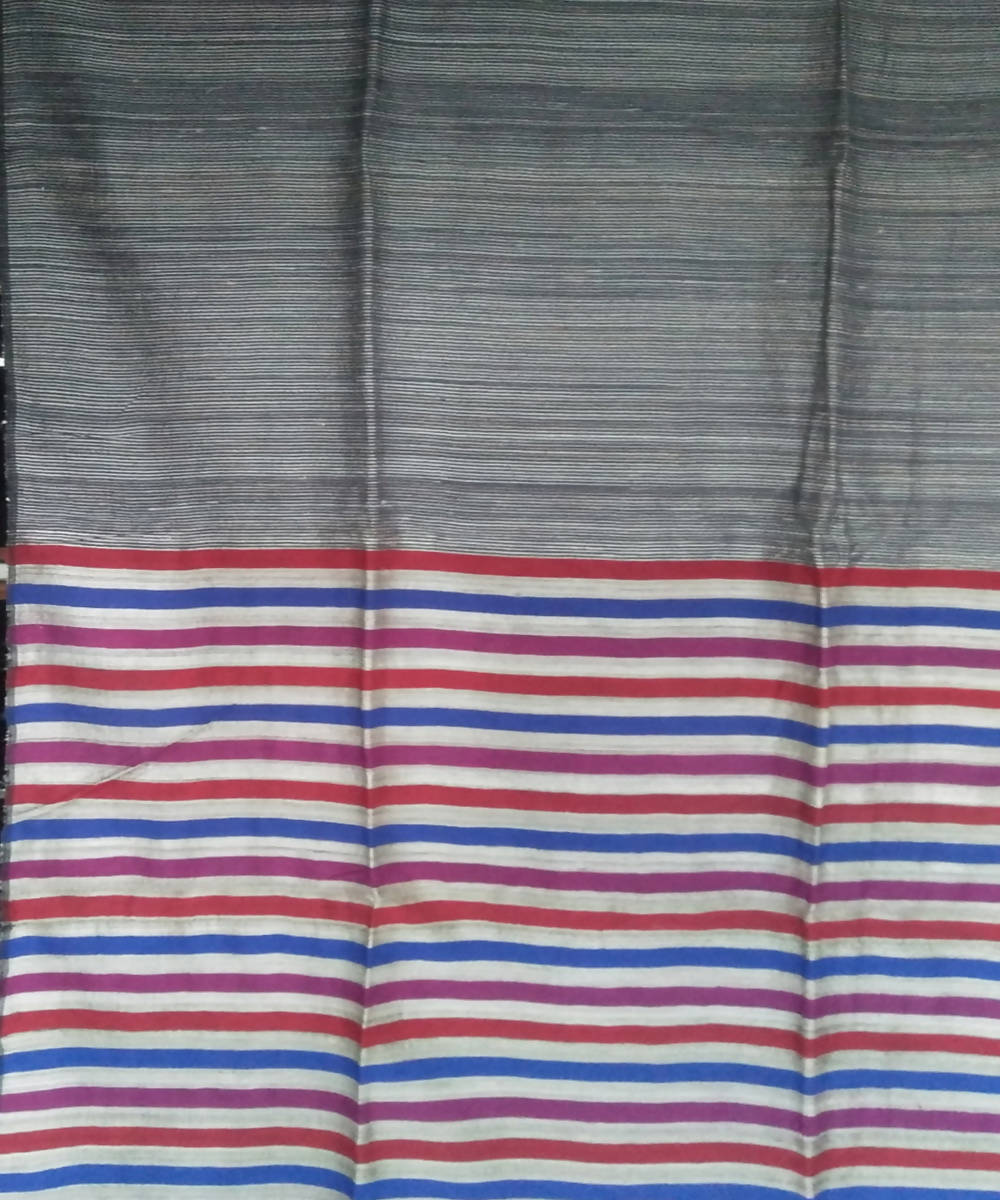 Dark grey handwoven bengal saree