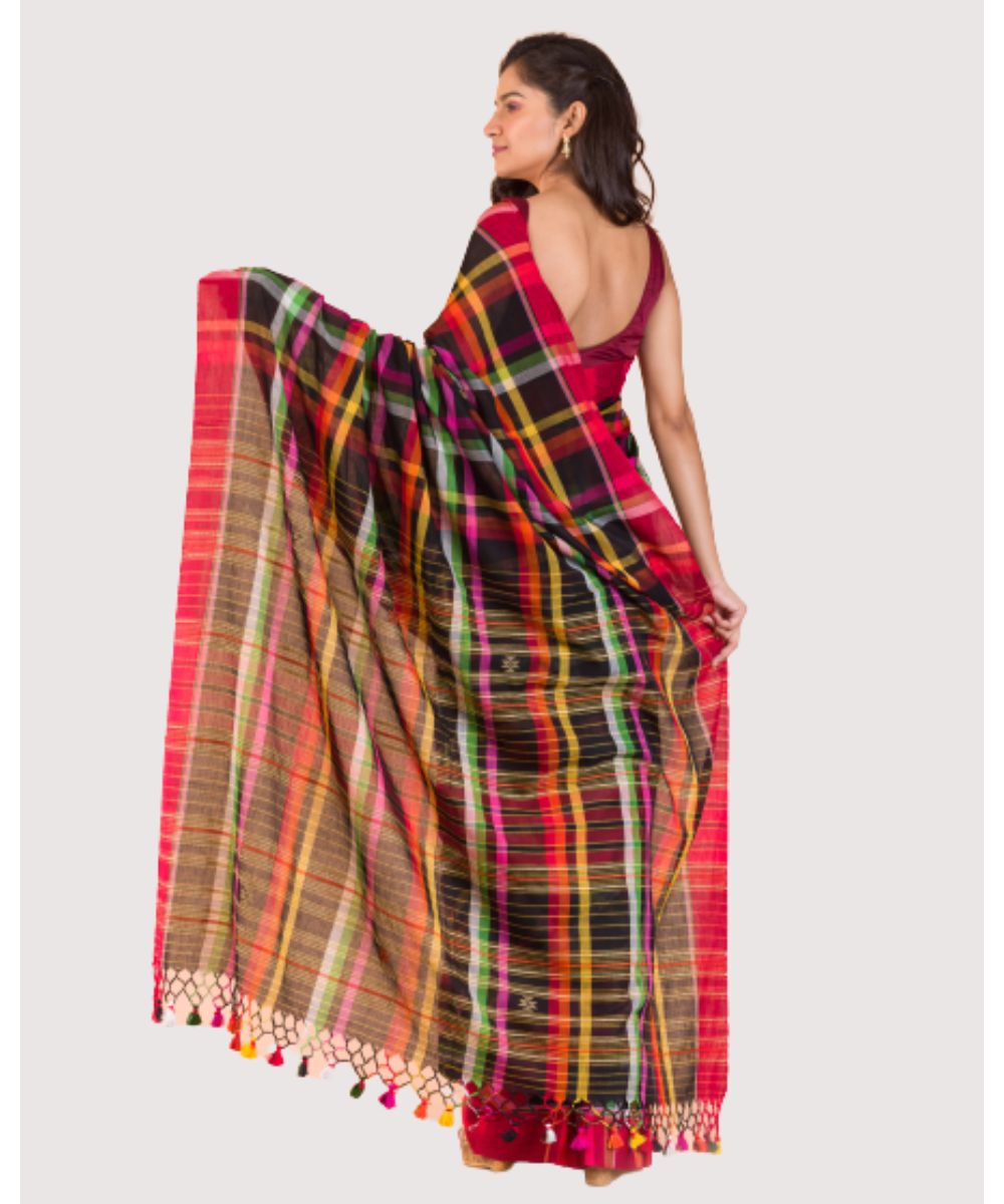 Black red checks handwoven bengal cotton saree
