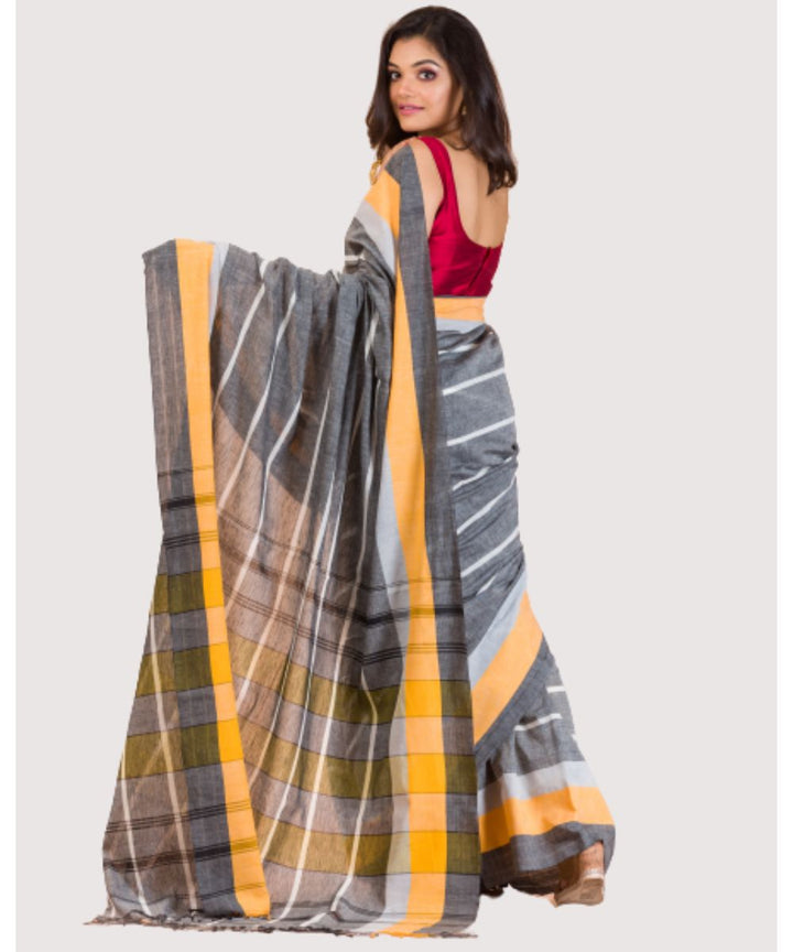 Grey white handwoven bengal cotton saree