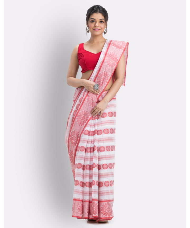 White red handwoven shantipuri cotton saree