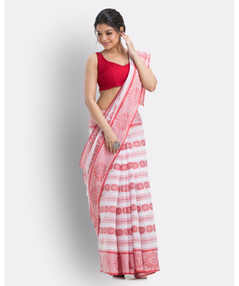 White red handwoven shantipuri cotton saree