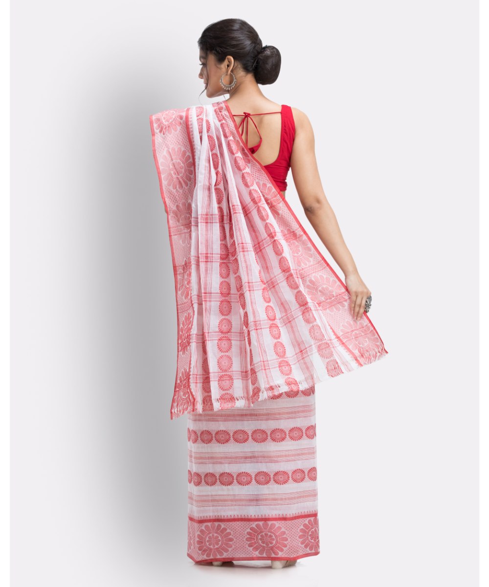 White red handwoven shantipuri cotton saree