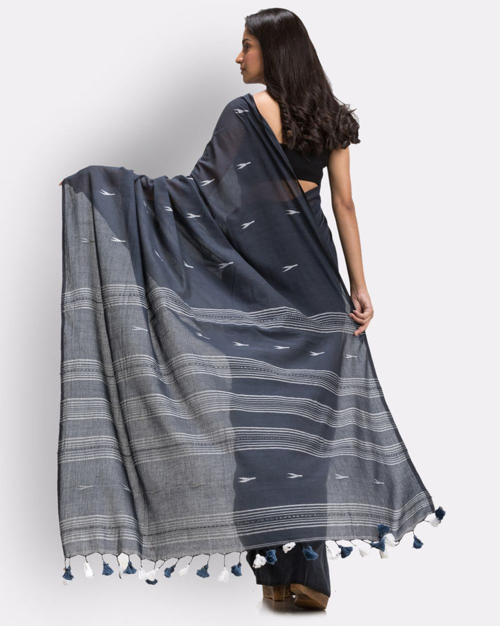 Grey handwoven mul cotton jamdani saree