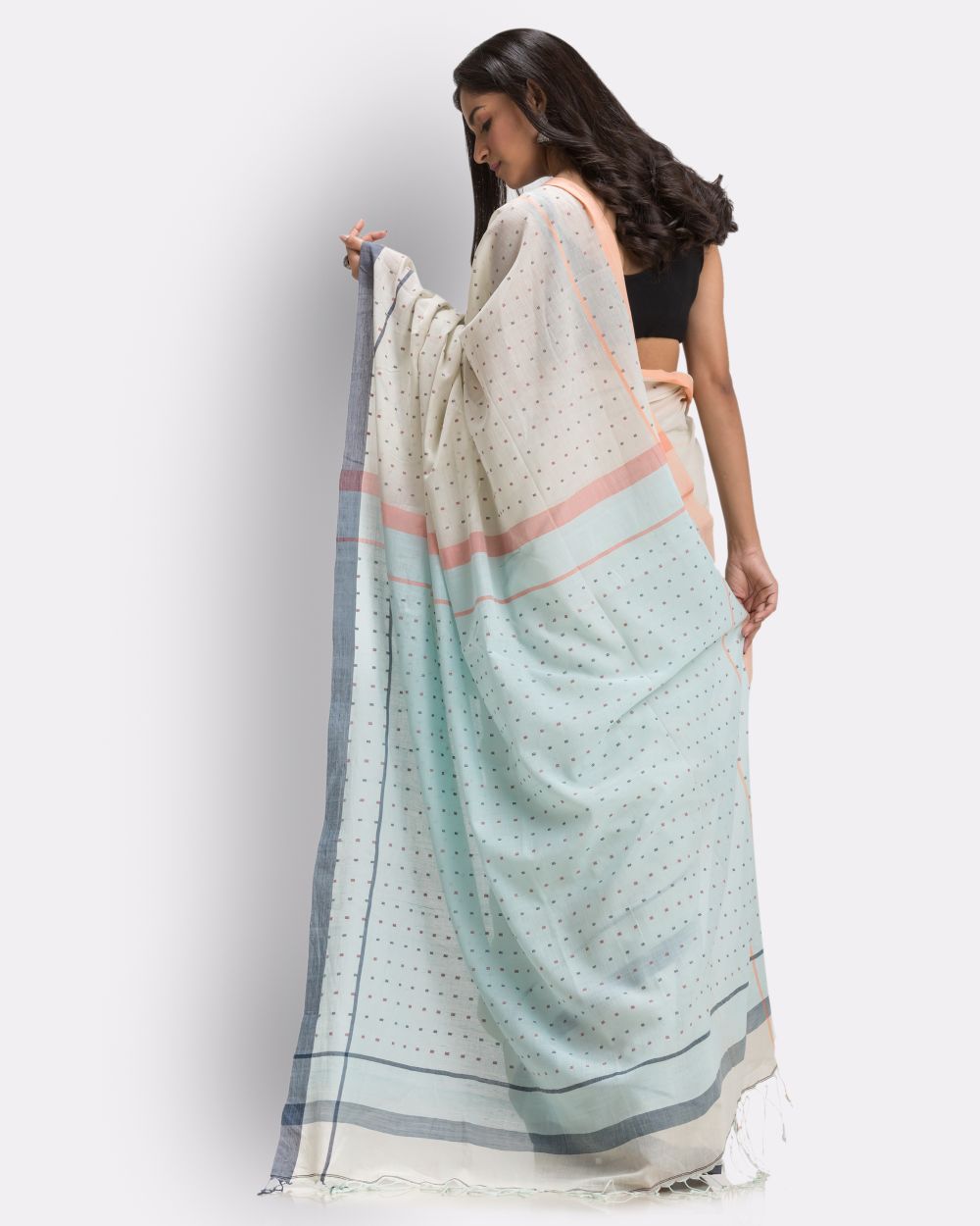 White floral handwoven cotton bengal saree