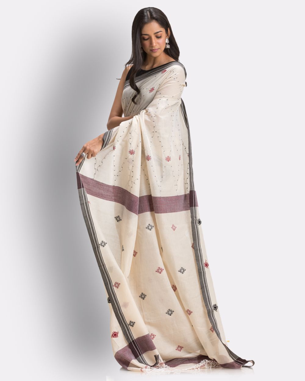 Beige grey handwoven cotton jamdani saree