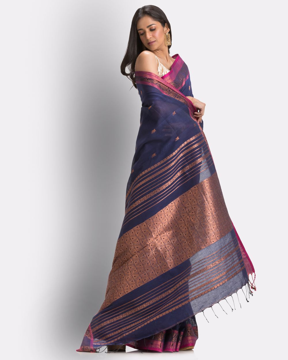 Navy blue pink handwoven cotton bengal saree