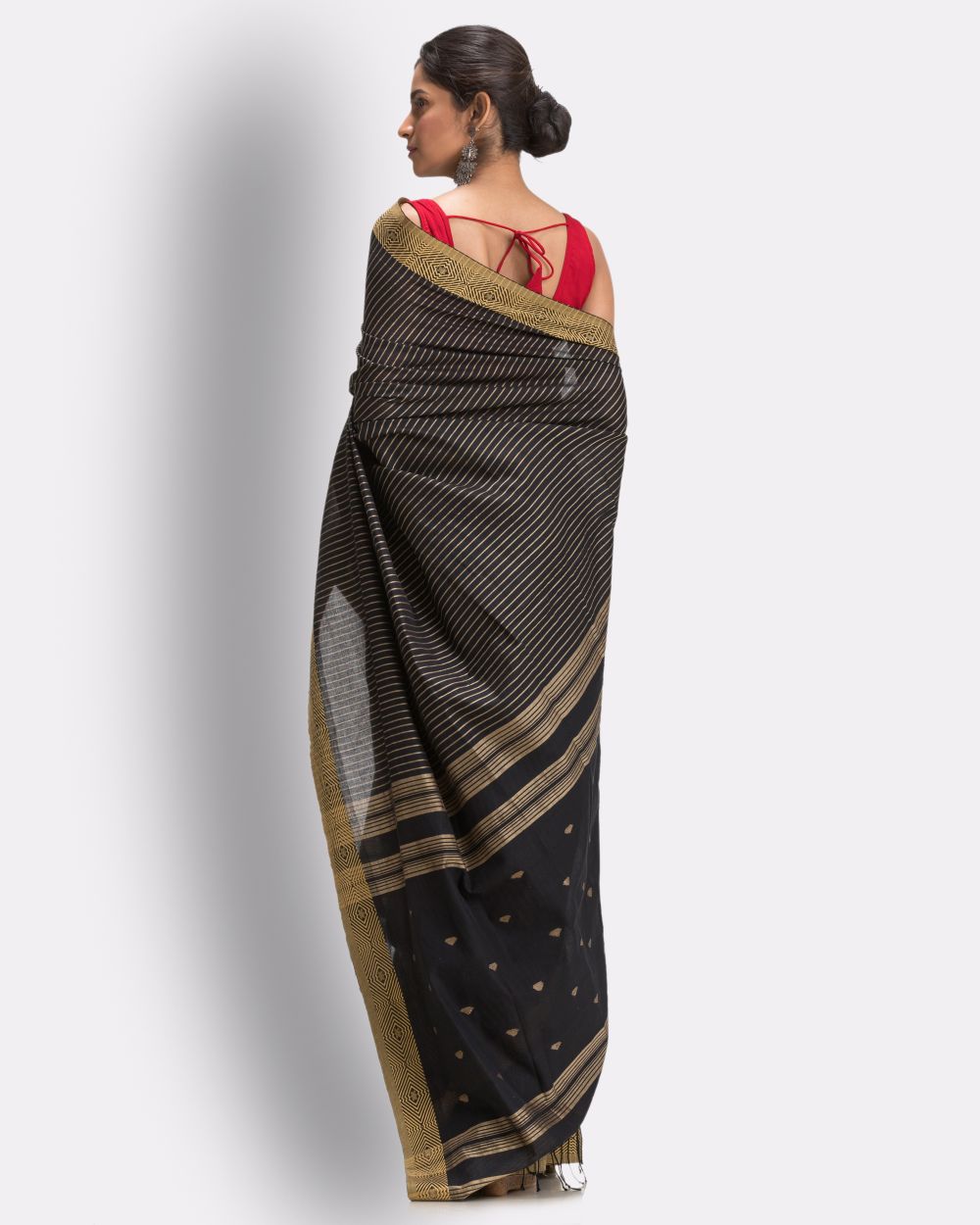 Black beige handwoven cotton jamdani saree