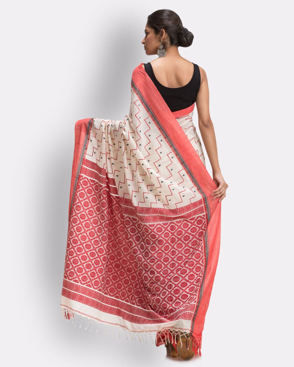 Off white and peach handwoven cotton bengal saree