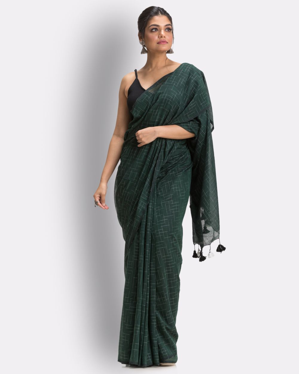 Dark green handwoven mul cotton bengal saree