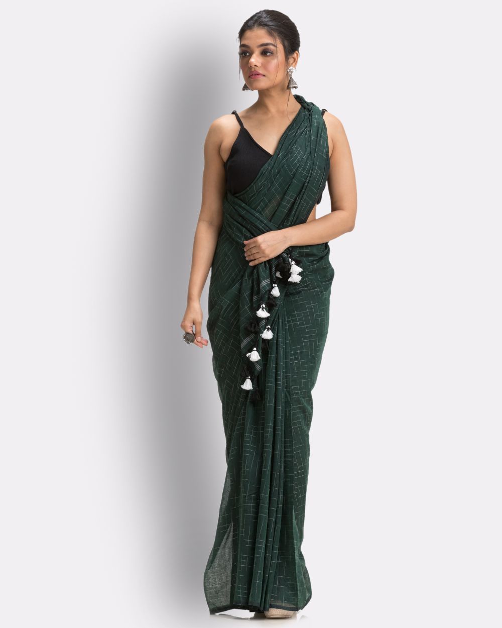Dark green handwoven mul cotton bengal saree