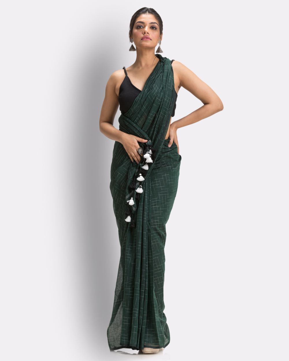 Dark green handwoven mul cotton bengal saree