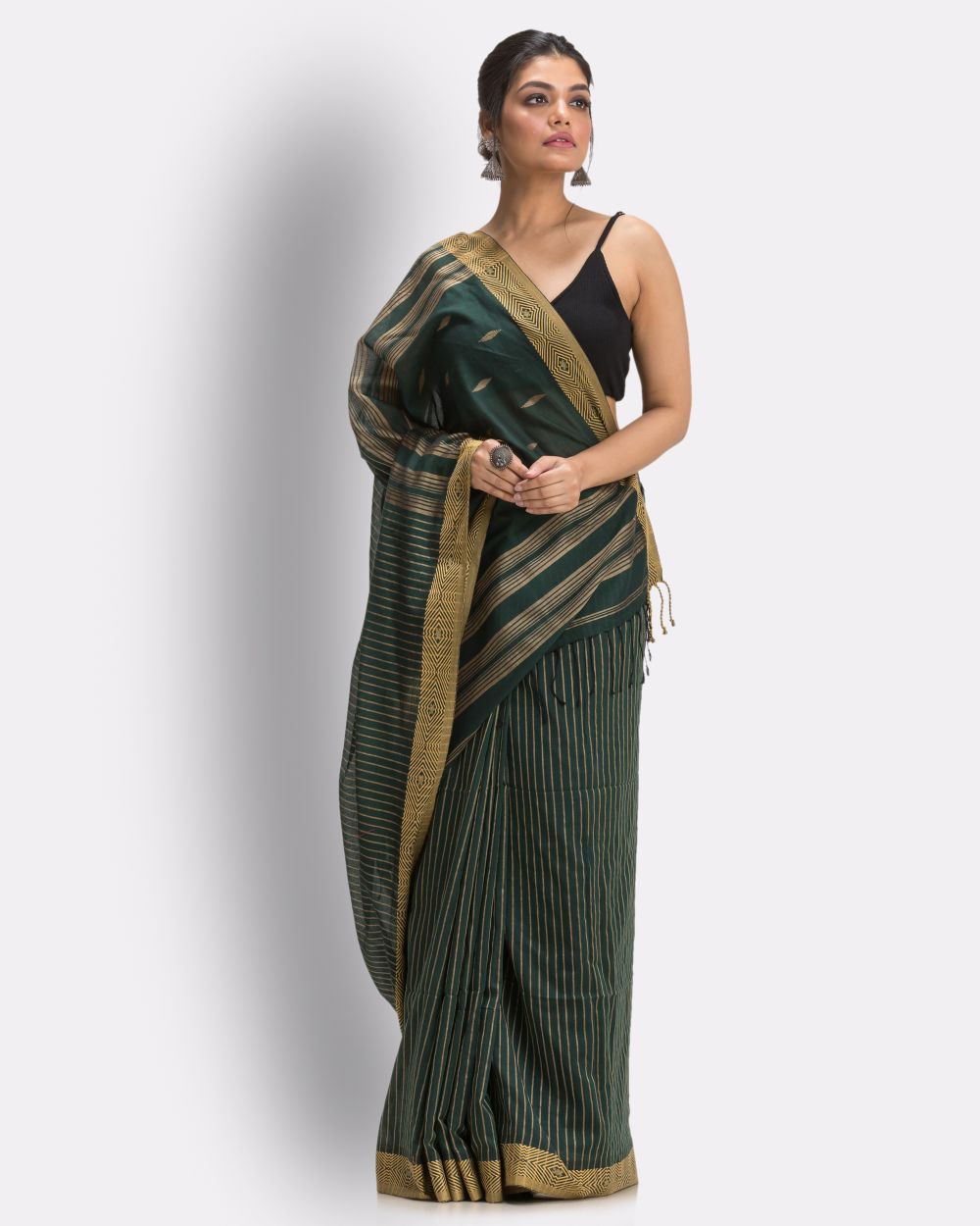 Dark green handwoven cotton jamdani saree