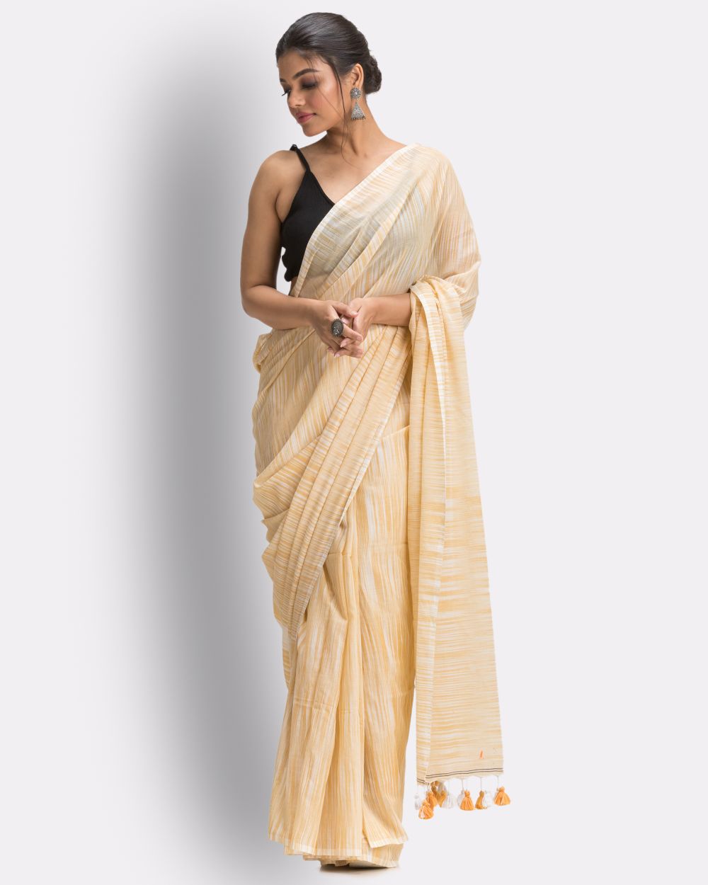 Off white handwoven cotton bengal saree