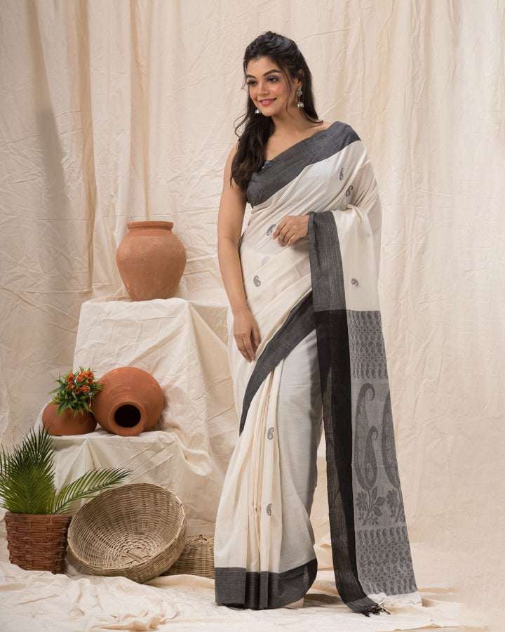 Off white bengal handwoven cotton saree