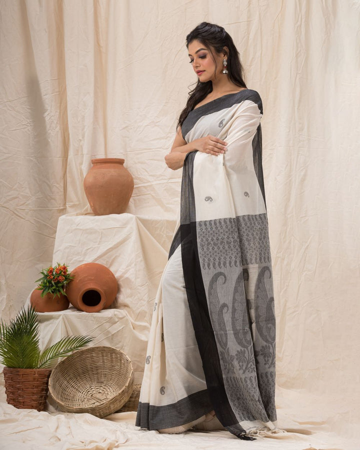 Off white bengal handwoven cotton saree