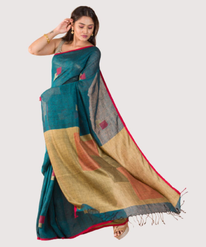 Dark green red handwoven bengal linen jamdani saree