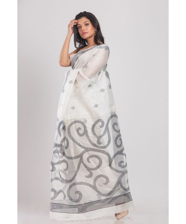 White black handwoven bengal silk jamdani saree