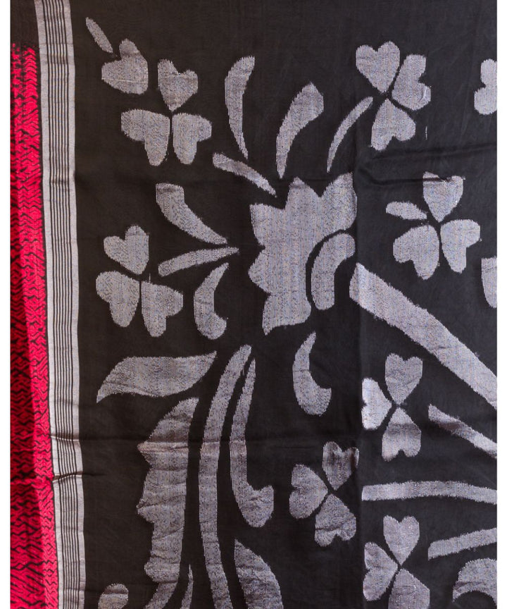 Red black handwoven bengal matka silk jamdani saree