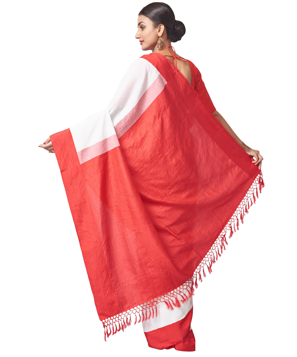 Biswa bangla handwoven White cutshuttle cotton blend saree