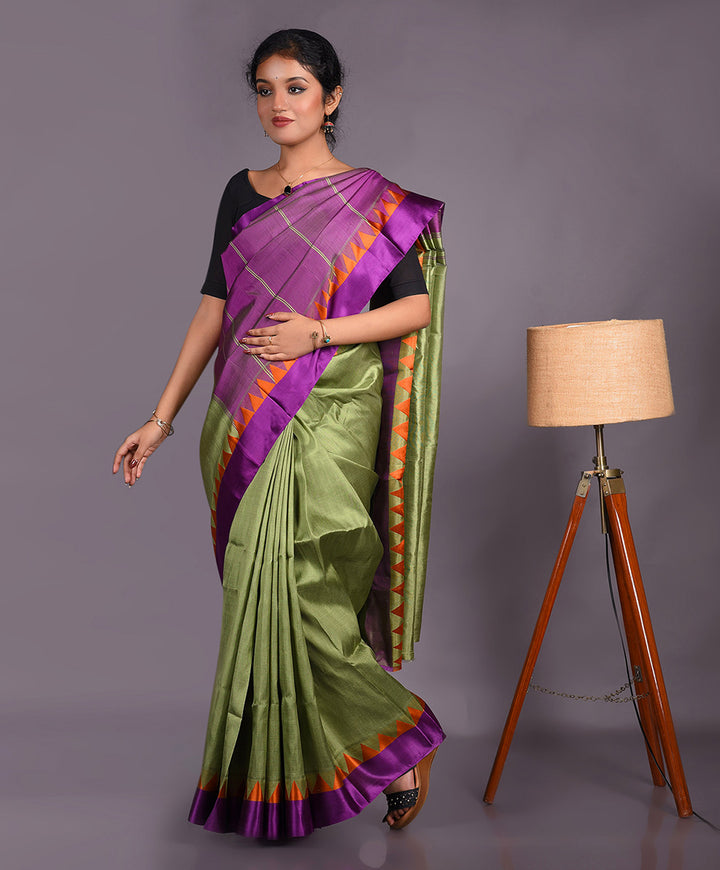 Biswa bangla handwoven silk green garad saree
