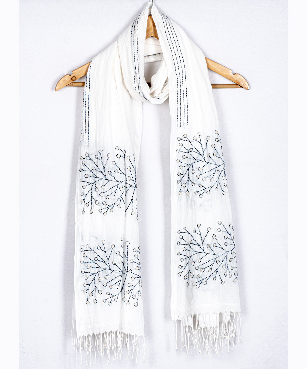 Biswa bangla white hand embroidery cotton kantha stitch dupatta