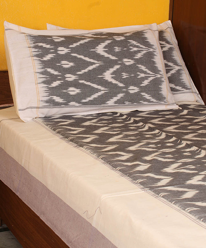 Grey white cotton handwoven pochampally ikat bedsheet