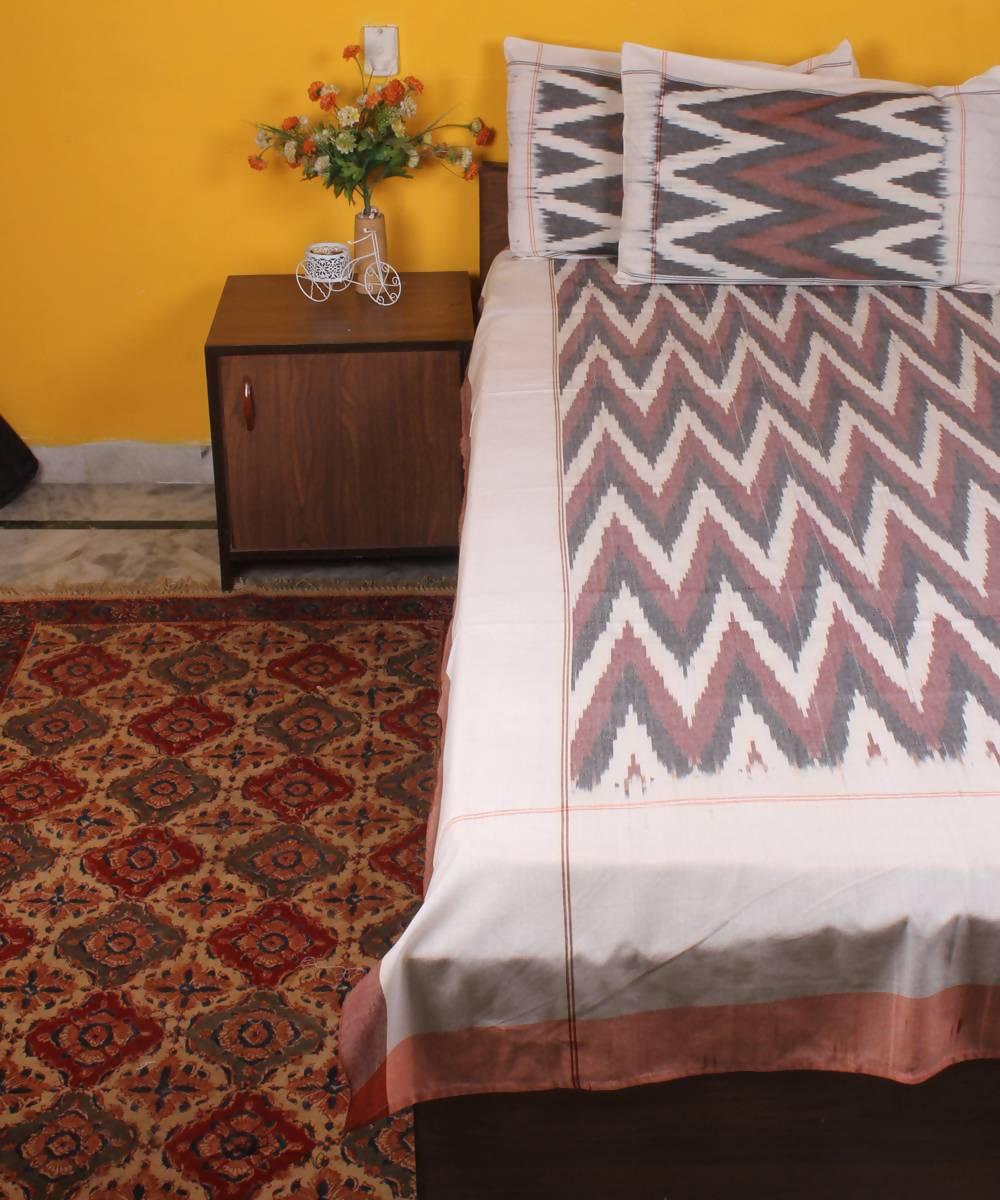Handloom Ikkat Double Cot Bedsheet In Grey