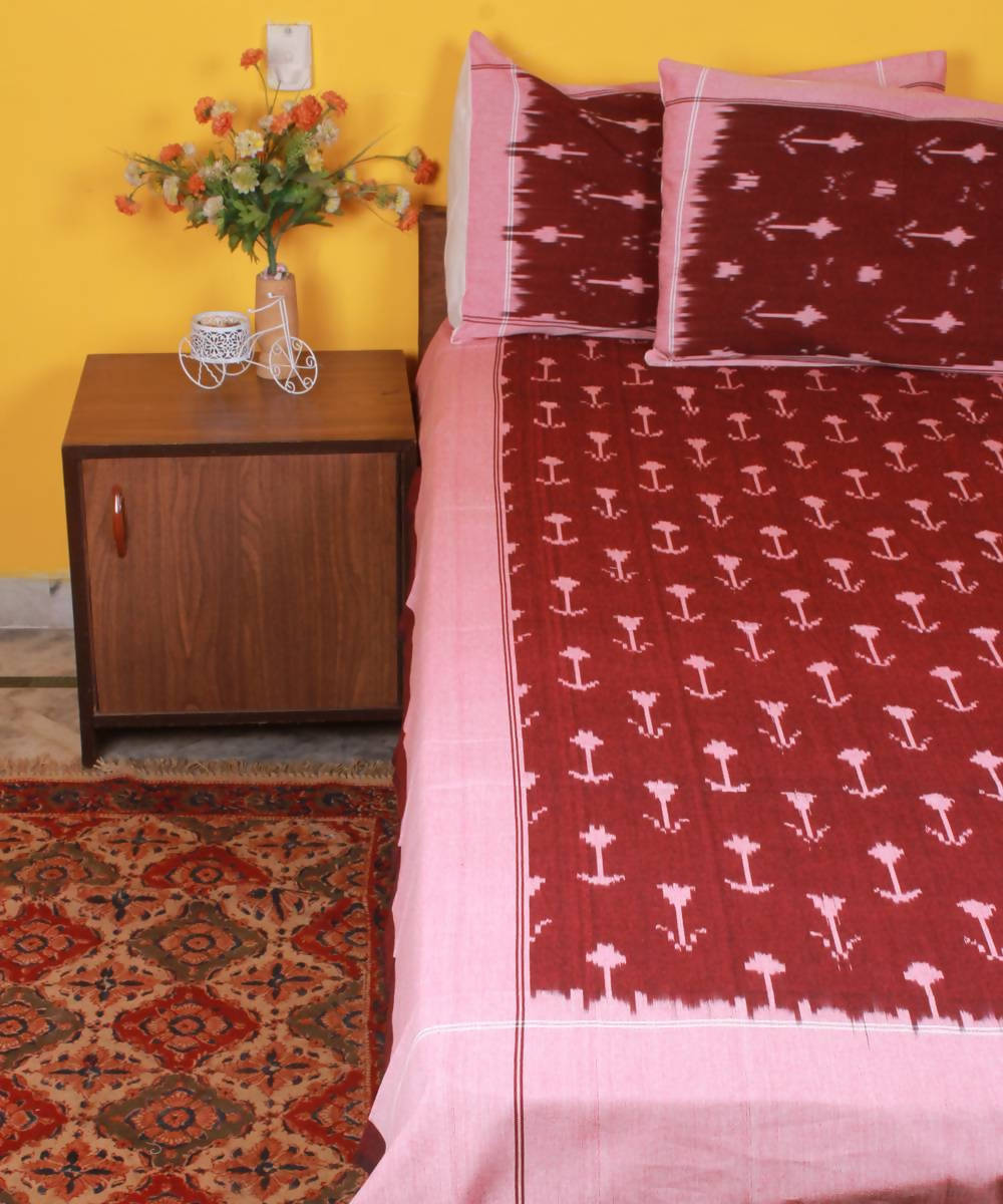 Maroon Handloom Ikat Double Cotton Bedsheet