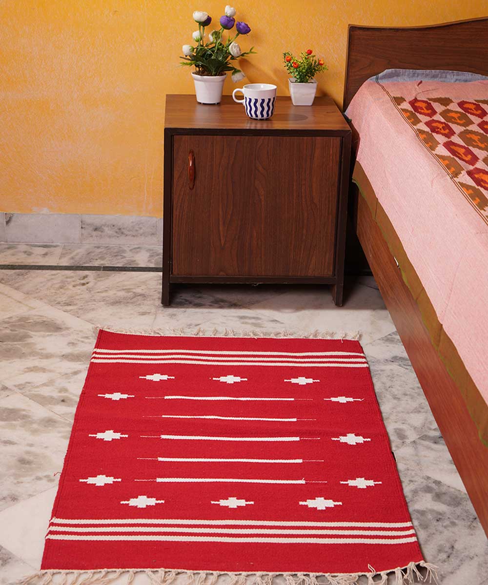 Red handloom interlock cotton durrie