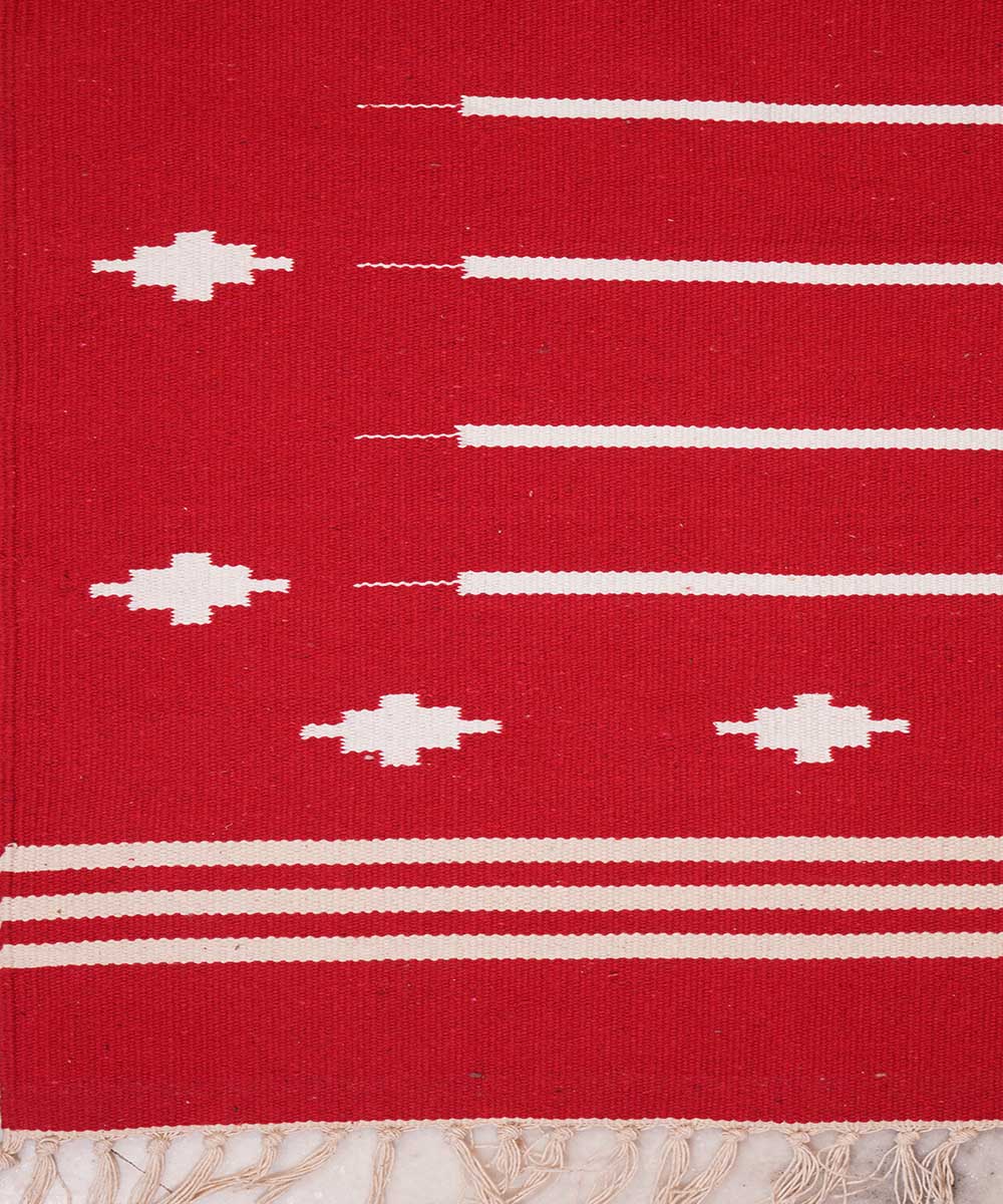 Red handloom interlock cotton durrie