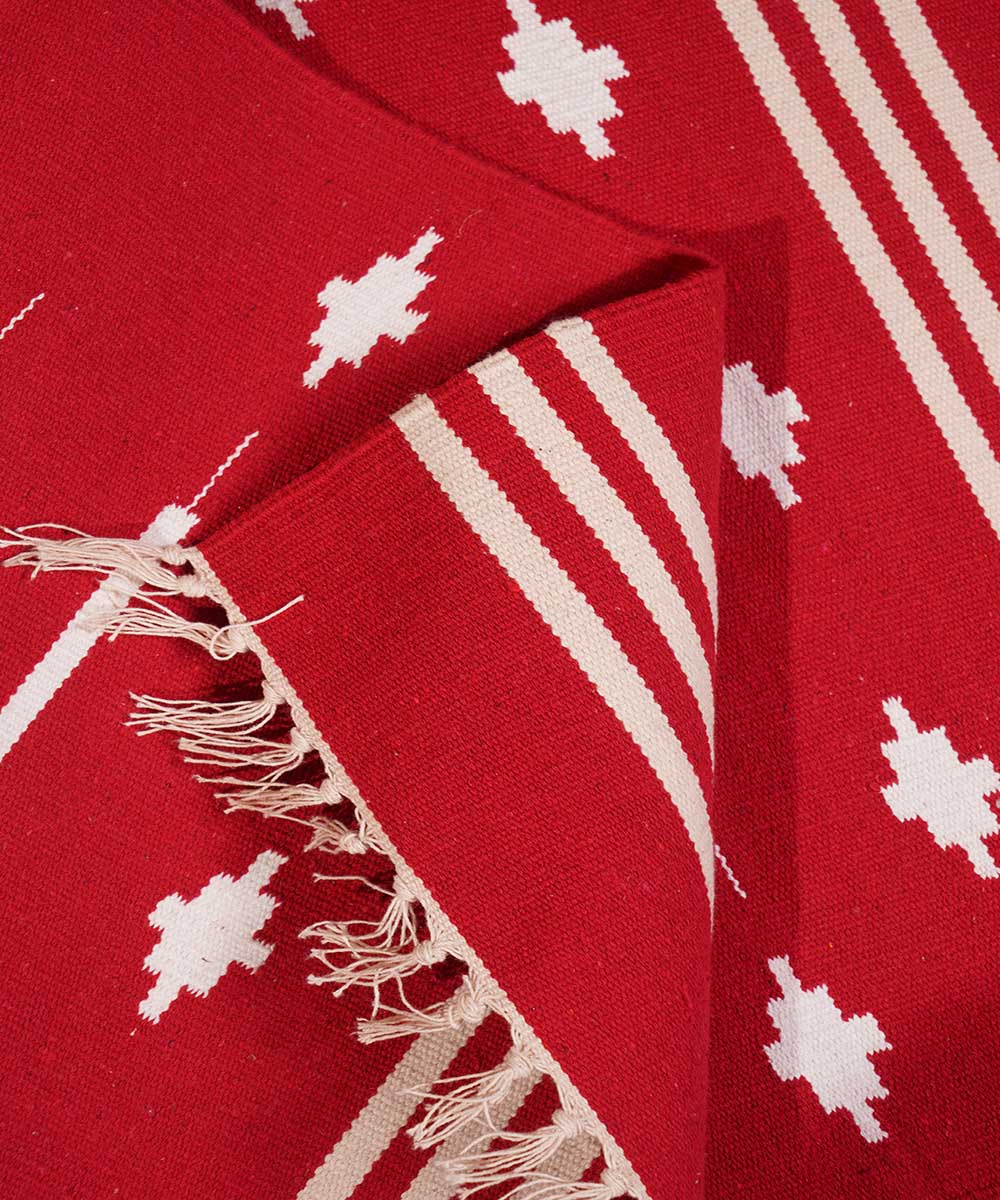 Red handloom interlock cotton durrie